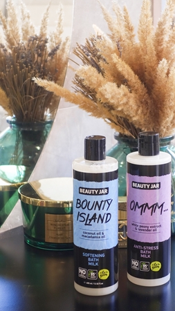 Beauty Jar Bounty Island latte da bagno con olio di cocco