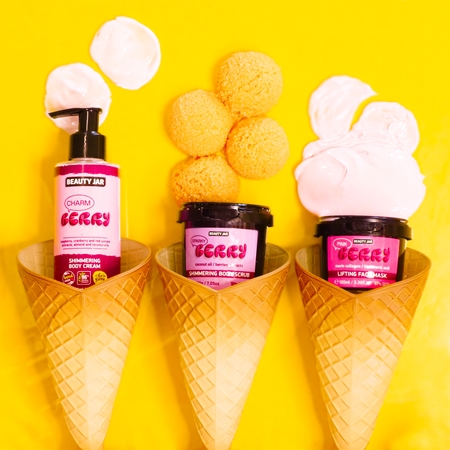 Beauty Jar Berry Sparky cukrovo-solný peeling pro třpytivý lesk
