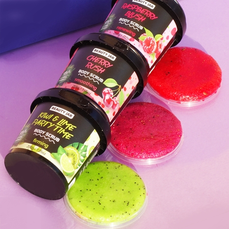 Beauty Jar Raspberry Blush frissítő testpeeling