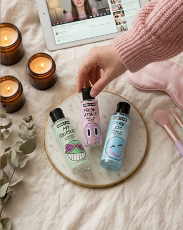 Beauty Jar Pure Joy! drėkinamasis tonikas jautriai odai