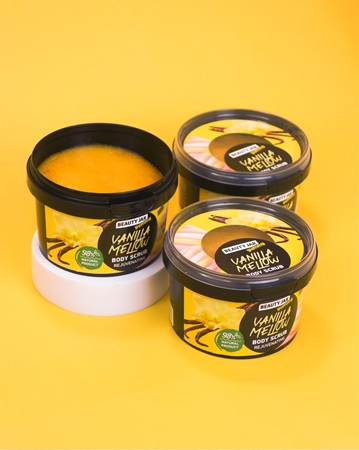 Beauty Jar Yummy Vanilla Mellow απαλό Scrub με αναζωογονητικά αποτέλεσματα