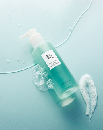 Beauty of Joseon Green Plum Refreshing Cleanser crème moussante nettoyante douce pour un effet naturel