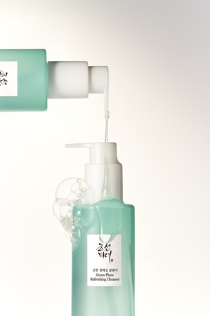 Beauty of Joseon Green Plum Refreshing Cleanser crème moussante nettoyante douce pour un effet naturel