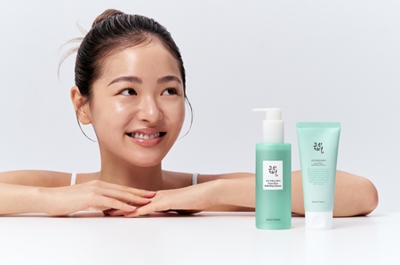 Beauty of Joseon Green Plum Refreshing Cleanser crème moussante nettoyante douce pour un effet naturel