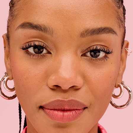 Benefit They're Real! Mascara verlängernde Wimperntusche für den Effekt künstlicher Wimpern