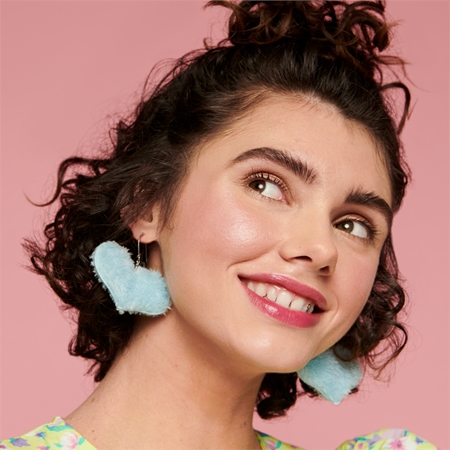 Benefit Dandelion Twinkle rozjasňujúci púder