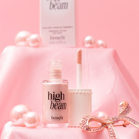 Benefit High Beam flüssiger Aufheller