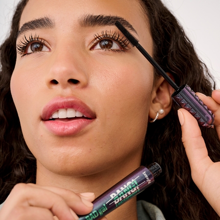 Benefit BADgal BANG! Waterproof Mascara vandeniui atsparus apimties suteikiantis blakstienų tušas