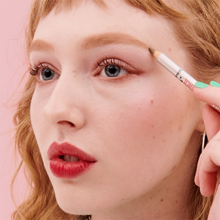 Benefit Gimme Brow+ Volumizing Pencil vodoodporen svinčnik za obrvi za volumen