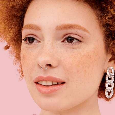 Benefit Gimme Brow+ Volumizing Pencil vodoodporen svinčnik za obrvi za volumen