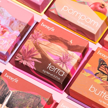 Benefit Terra WANDERful World púderes arcpír