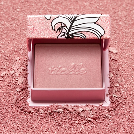 Benefit Tickle Highlighter