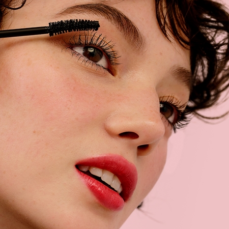Benefit Fan Fest Fanning & Volumizing Mascara Mini mascara cils volumisés et épais