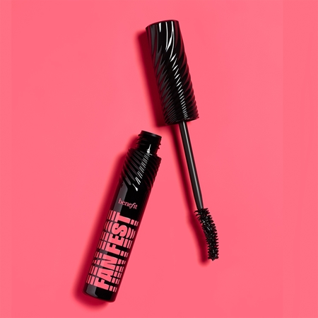Benefit Fan Fest Fanning & Volumizing Mascara Mini mascara cils volumisés et épais