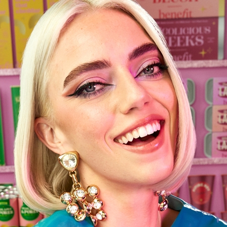 Benefit Treat Yourself, Gorgeous! paleta očných tieňov a líceniek limitovaná edícia
