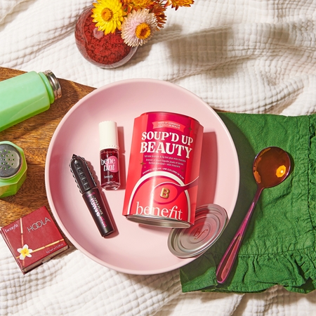 Benefit Soup'd Up Beauty dekoratyvinės kosmetikos rinkinys