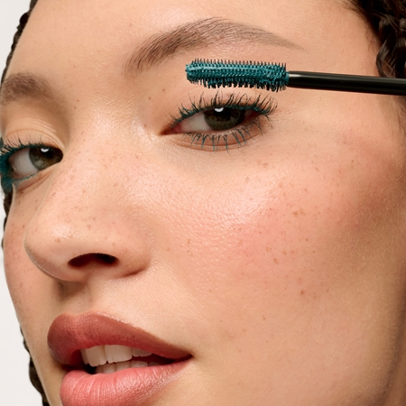 Benefit BADgal Bounce Volumizing Mascara apimties suteikiantis blakstienų tušas