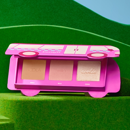 Benefit Beauty Bus Stop Cheek Glow Trio Chistmas Beauty Palette Lidschatten & Kontourpalette