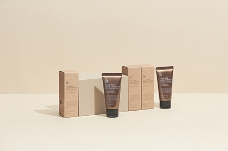 Benton Snail Bee Face Cream with snail extract