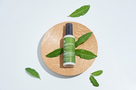 Benton Deep Green Tea Moisturizing Milk with green tea