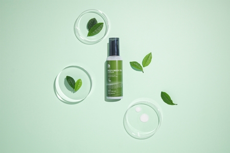 Benton Deep Green Tea Moisturizing Milk with green tea