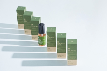 Benton Deep Green Tea upokojujúce sérum so zeleným čajom