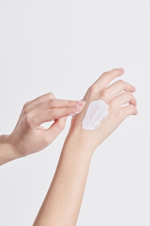 Benton Skin Fit Mineral fluide solaire minéral visage SPF 50+