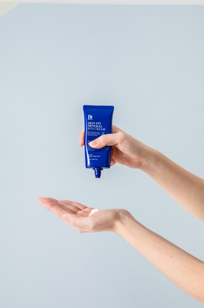 Benton Skin Fit Mineral fluide solaire minéral visage SPF 50+