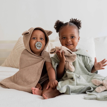 BIBS Kangarooo Hoodie Towel toalla con capucha