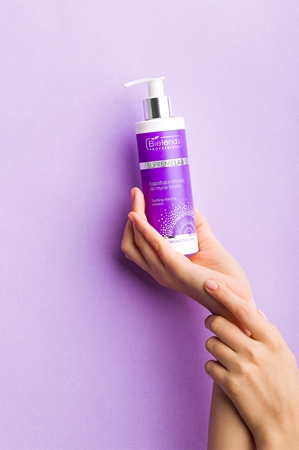 Bielenda Professional Supremelab Microbiome Pro Care Reinigungsemulsion zur Beruhigung der Haut