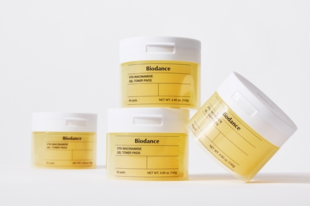 Biodance Vita Niacinamide toner pads with brightening effect