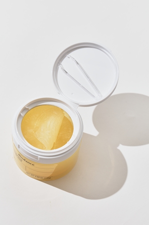 Biodance Vita Niacinamide toner pads with brightening effect