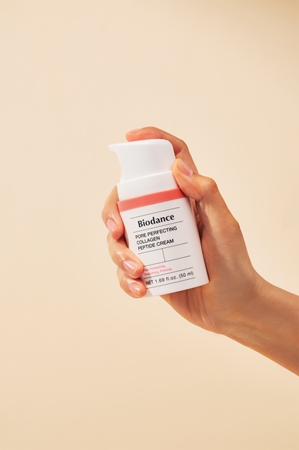 Biodance Pore Perfecting Collagen Peptide Cream Deep Moisturizing Cream with regenerative effect