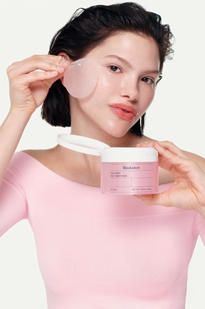 Biodance Collagen Gel Toner Pads toner pads with collagen