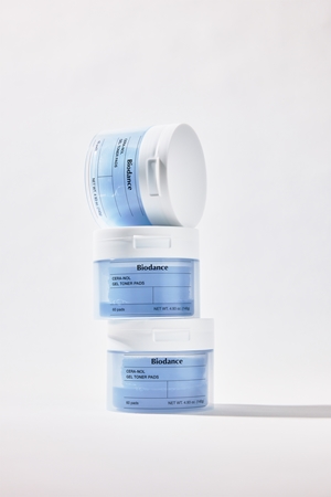 Biodance Hydro Cera-nol Gel Toner Pads toner pads for intensive hydration
