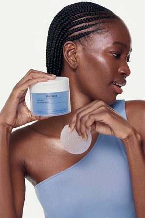 Biodance Hydro Cera-nol Gel Toner Pads toner pads for intensive hydration