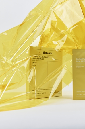 Biodance Radiant Vita Niacinamide Real Deep Mask Whitening Face Mask to even out skin tone