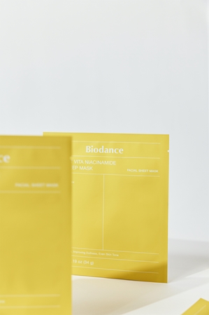 Biodance Radiant Vita Niacinamide Real Deep Mask Whitening Face Mask to even out skin tone
