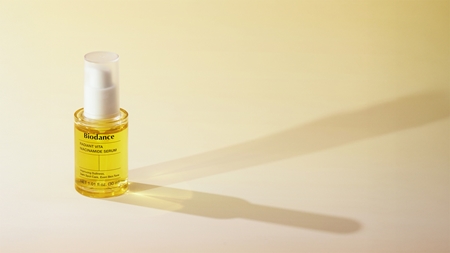 Biodance Radiant Vita Niacinamide Serum Brightening Serum with moisturising effect