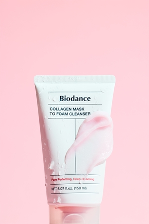 Biodance Collagen Mask To Foam Cleanser Deep-Cleansing Face Mask with collagen