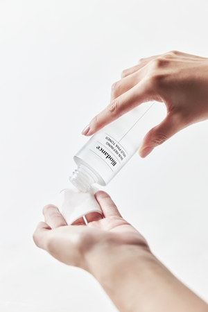 Biodance Skin Refining Mild PHA Toner Gentle Exfoliating Tonic with regenerative effect