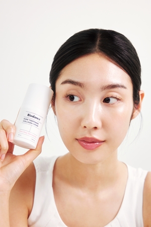 Biodance Pore Tightening Collagen Cream ενυδατική και λειαντική κρέμα προσώπου για ελαχιστοποίηση των πόρων
