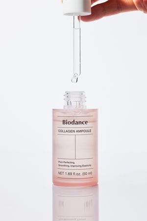 Biodance Pore Tightening Collagen Ampoule Firming Facial Serum to minimise pores