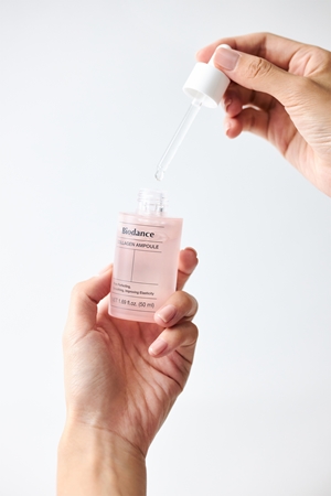 Biodance Pore Tightening Collagen Ampoule Firming Facial Serum to minimise pores