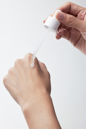 Biodance Hydro Cera-nol Ampoule sérum hydratant visage avec effets apaisants