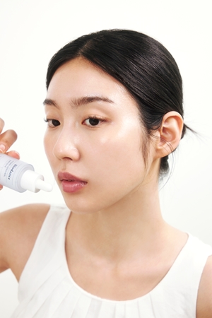 Biodance Hydro Cera-nol Ampoule sérum hydratant visage avec effets apaisants