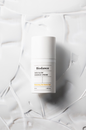 Biodance Skin Glow Essence Cream crème hydratante visage pour une peau lumineuse