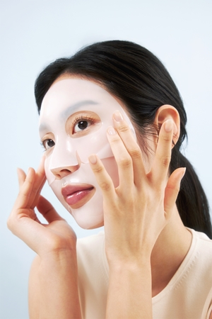 Biodance Hydro Cera-nol Real Deep Mask Hydrating Face Mask with soothing effect