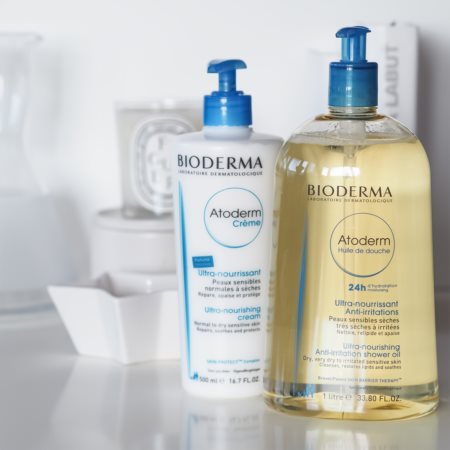 Bioderma Atoderm Shower Oil Extra närande mjukgörande duscholja För torr och irriterad hud