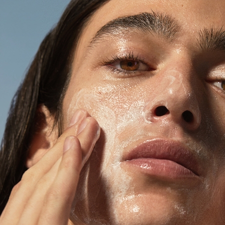 Biotherm Homme Aquapower osviežujúci čistiaci gél na tvár